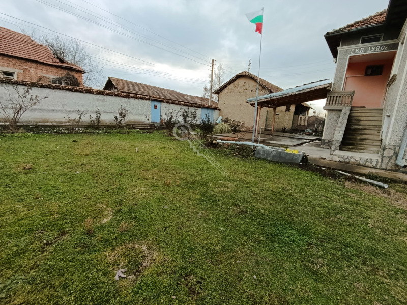 Продава КЪЩА, с. Караисен, област Велико Търново, снимка 13 - Къщи - 53246836