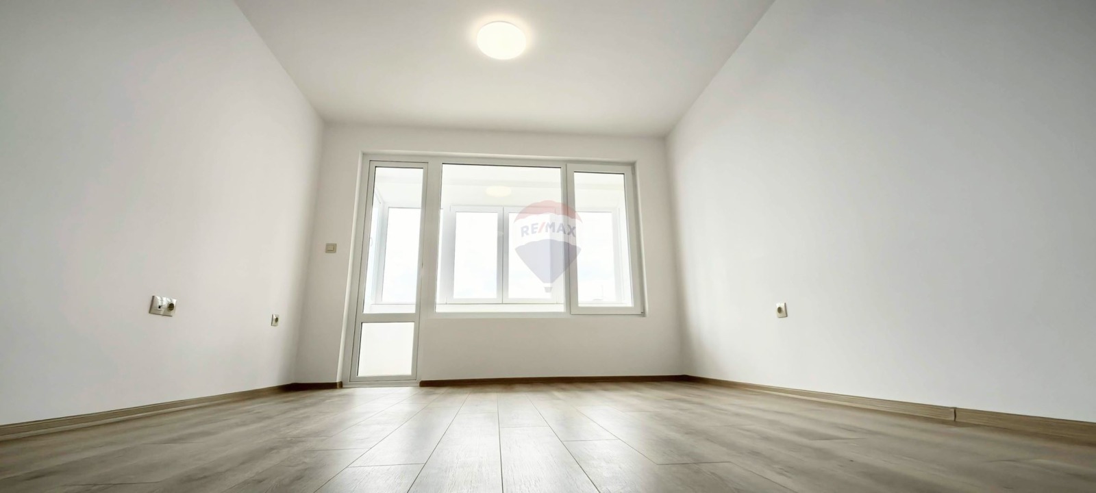 Продава 2-СТАЕН, гр. Варна, Гранд Мол, снимка 3 - Апартаменти - 54193424