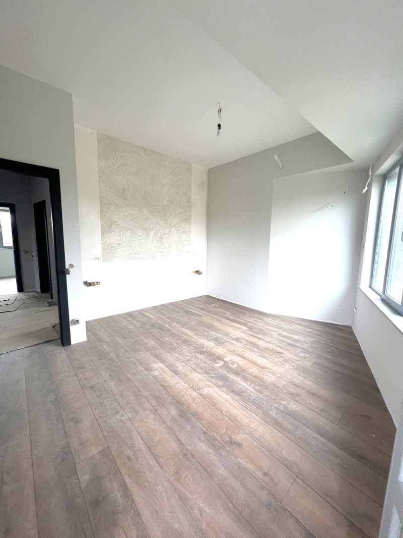 Продава КЪЩА, с. Гурмазово, област София област, снимка 11 - Къщи - 52614037