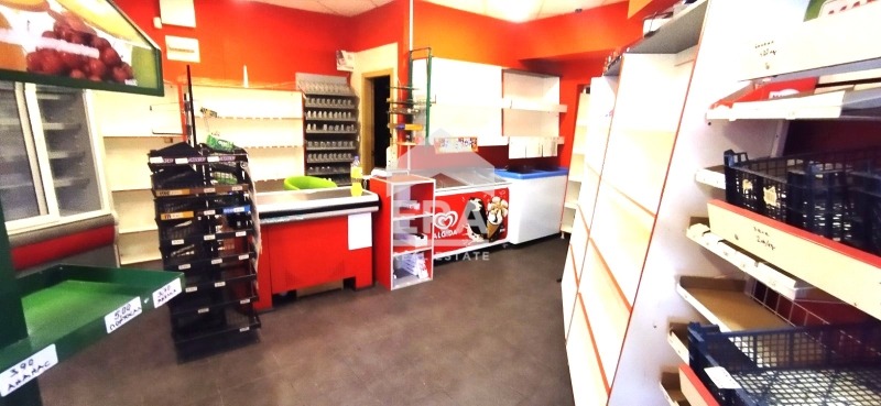 Продава МАГАЗИН, гр. Варна, к.к. Чайка, снимка 4 - Магазини - 56251476