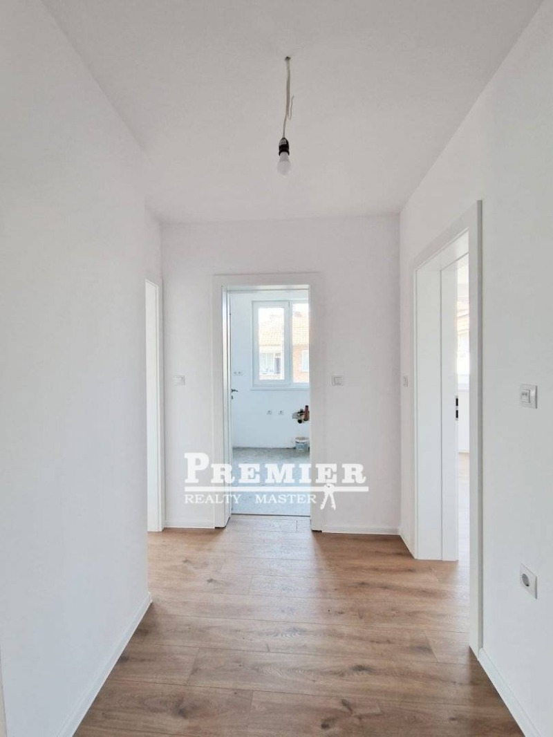 Продава МНОГОСТАЕН в област Бургас, гр. Поморие - 122 кв.м / 130 000 € » 254 257.90 лв., ПРЕМИЕР