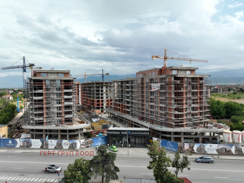 In vendita  3 camere da letto Plovdiv , Hristo Smirnenski , 148 mq | 59360692