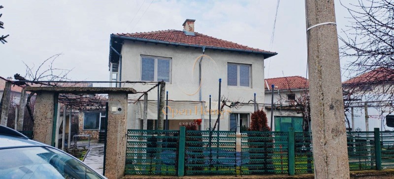 Продава КЪЩА, с. Войводиново, област Пловдив