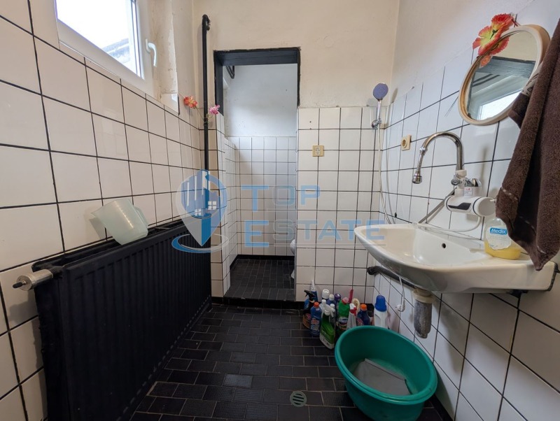 Продава КЪЩА, гр. Стражица, област Велико Търново, снимка 5 - Къщи - 53595427