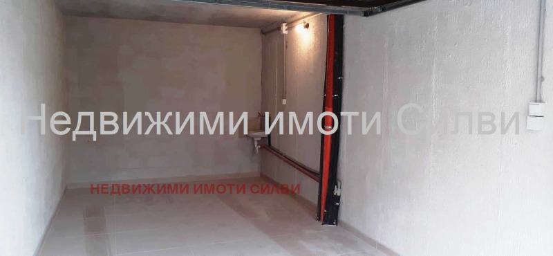 Продава ГАРАЖ, ПАРКОМЯСТО, град Шумен, Военно училище • 73000 лв. / 37324.31 € • 96193816 1