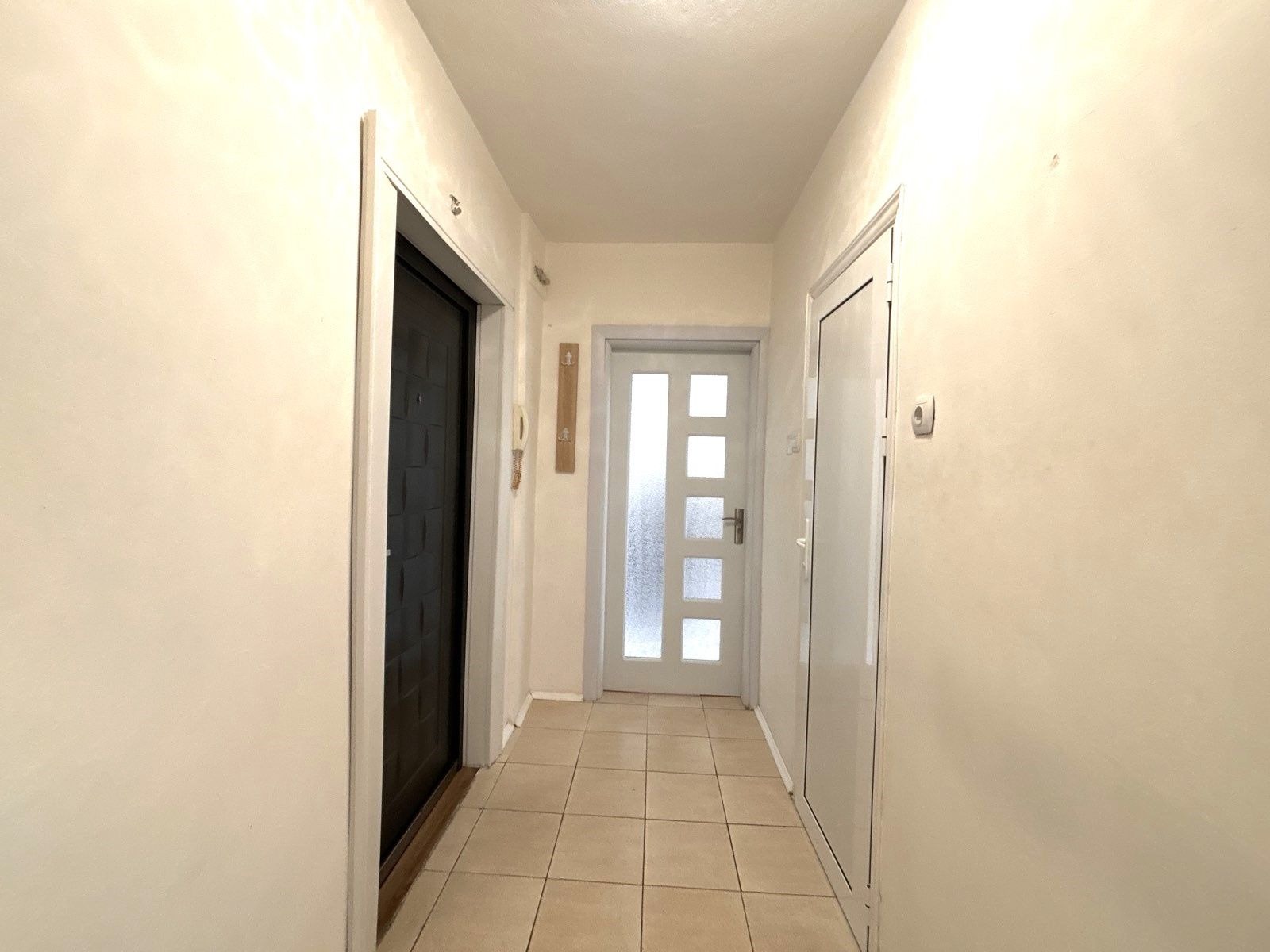 Продава 2-СТАЕН, гр. Варна, Трошево, снимка 2 - Апартаменти - 55143541