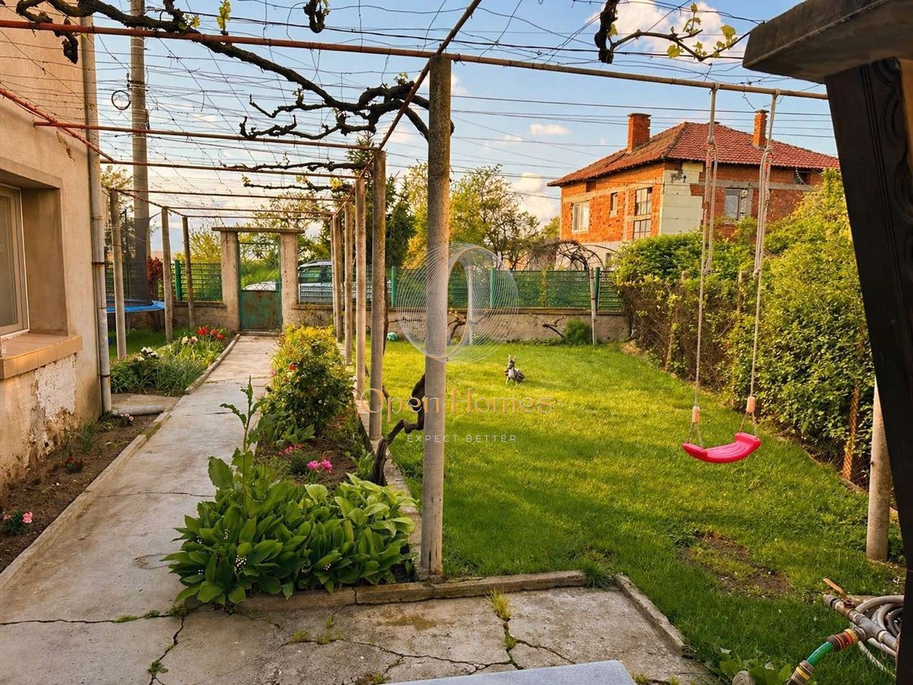 Продава ЕТАЖ ОТ КЪЩА, с. Войводиново, област Пловдив, снимка 2 - Етаж от къща - 54319280