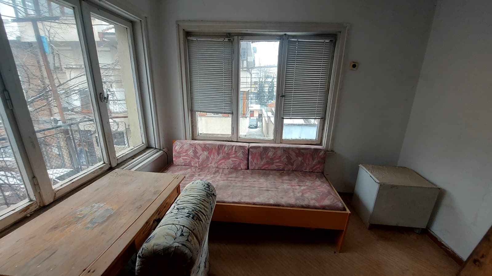 Продава КЪЩА, гр. Хасково, Център, снимка 2 - Къщи - 53967655