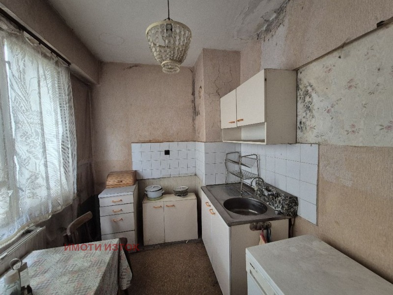 Na prodej  1 ložnice Pernik , Iztok , 62 m2 | 58406432 - obraz [4]