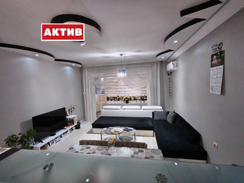 Продава 2-СТАЕН, гр. Търговище, Център, снимка 3 - Апартаменти - 52741139