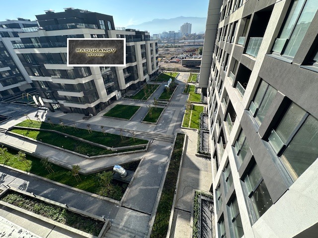 Продава 2-СТАЕН, гр. София, Сердика