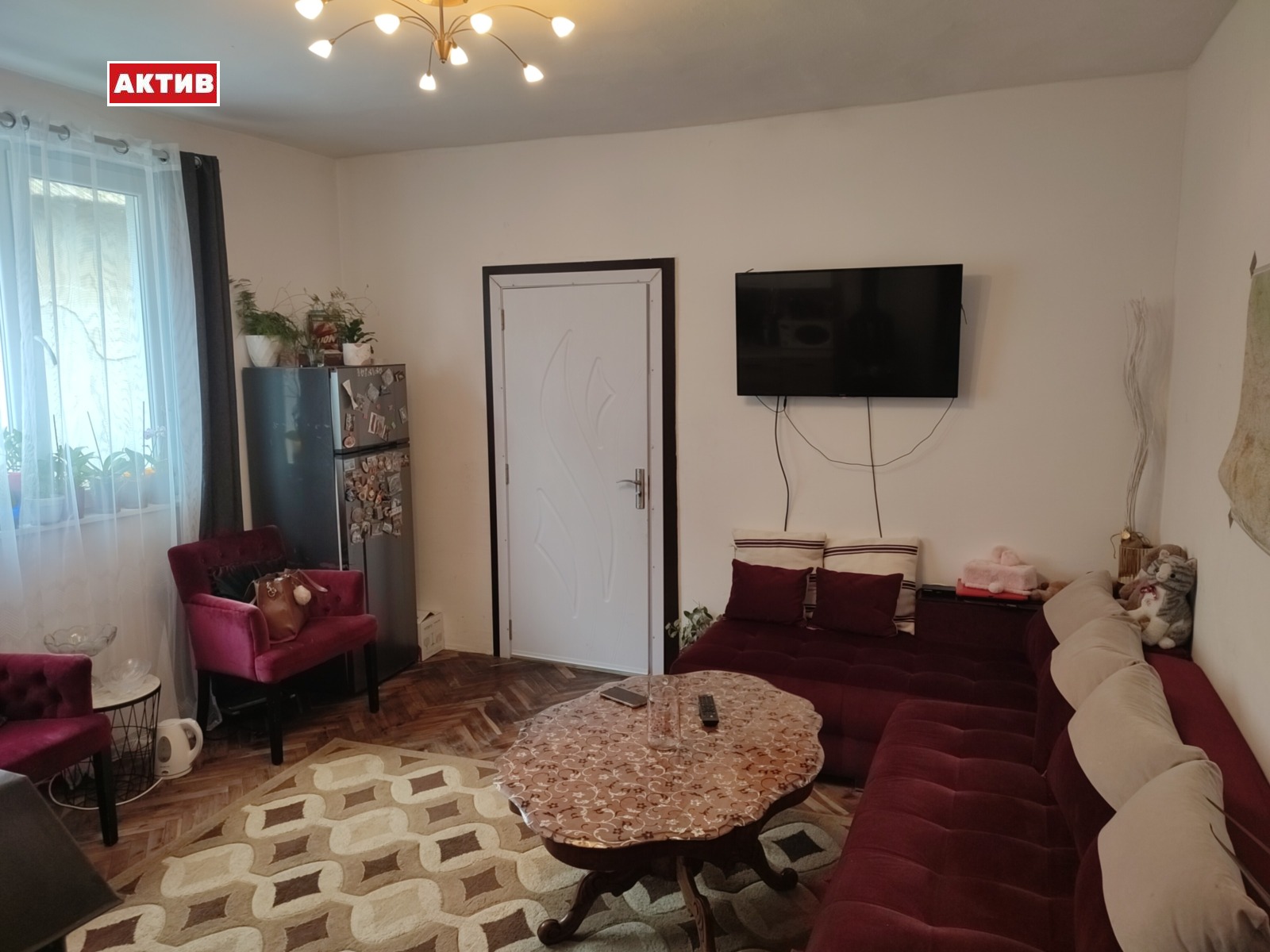 Продава ЕТАЖ ОТ КЪЩА, гр. Търговище, Център, снимка 2 - Етаж от къща - 44304322