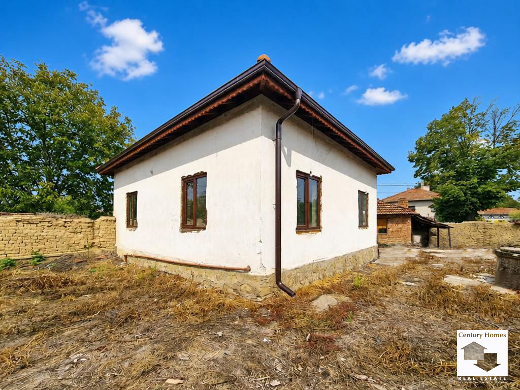 Продава КЪЩА, с. Ресен, област Велико Търново, снимка 2 - Къщи - 56304022