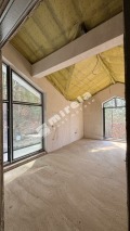 Продава КЪЩА, област Перник, с. Драгичево • 380000 € / 743215.40 лв. • 96537956 9