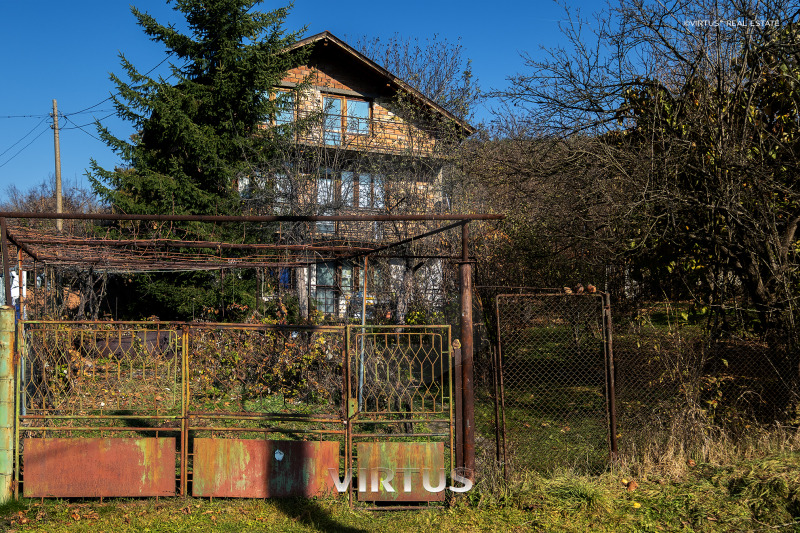 Продава КЪЩА в област Перник, с. Гълъбник - 144 кв.м / 119 900 € » 234 504.02 лв., ВИРТУС