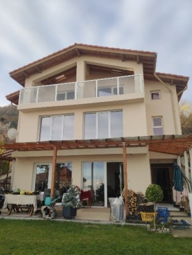 Hus Belashtitsa, region Plovdiv 1