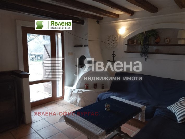 Продава КЪЩА, с. Фазаново, област Бургас, снимка 2 - Къщи - 48340777