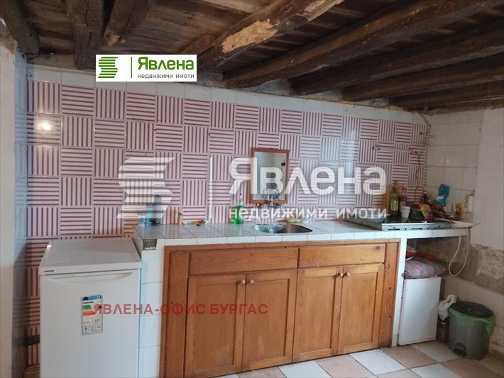 Продава КЪЩА, с. Фазаново, област Бургас, снимка 7 - Къщи - 48340777