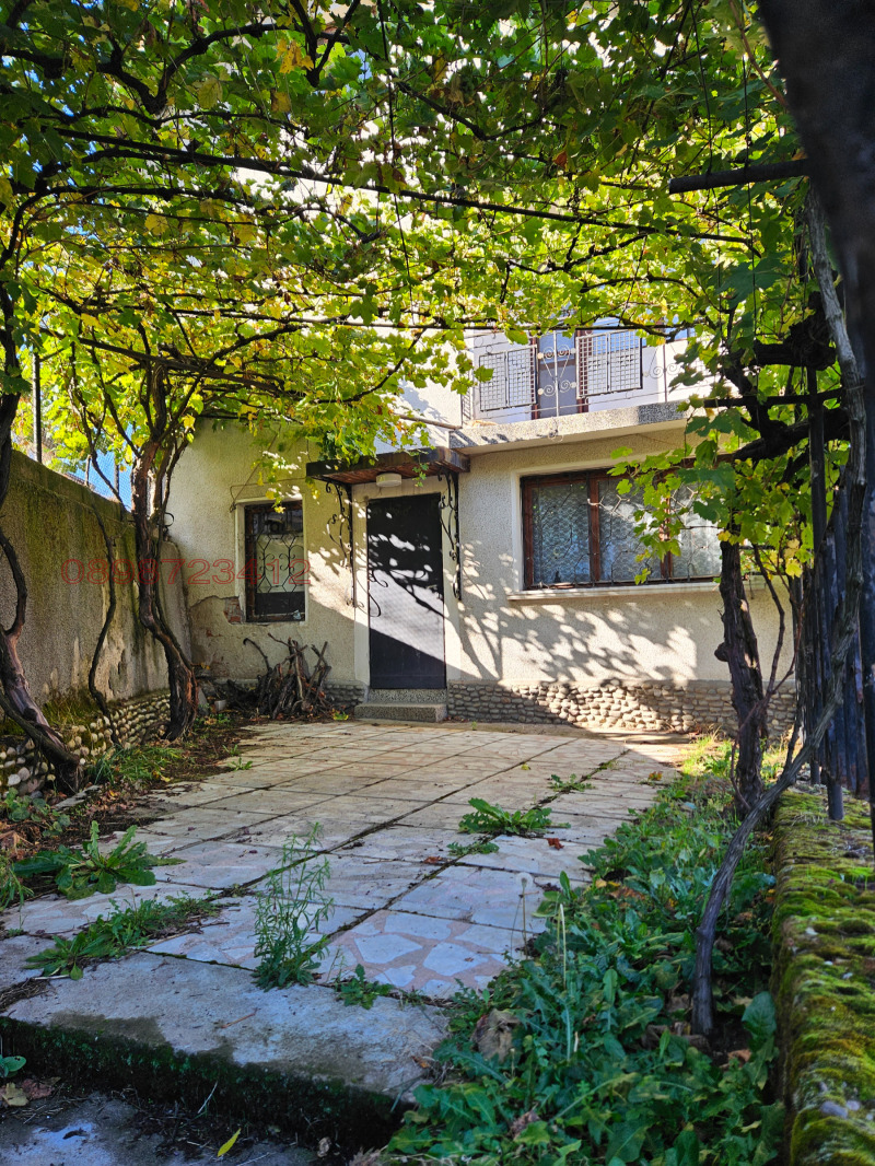 Продава КЪЩА, гр. Кюстендил, Център, снимка 6 - Къщи - 52785046