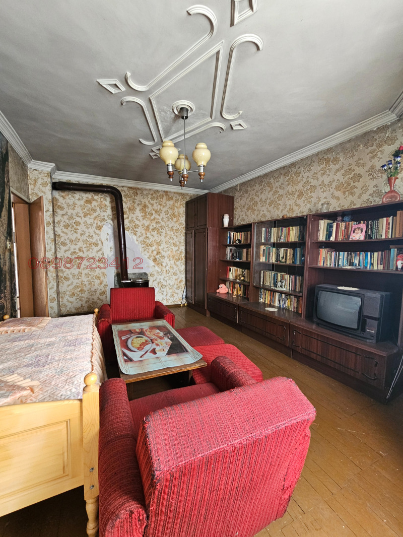 Продава КЪЩА, гр. Кюстендил, Център, снимка 16 - Къщи - 52785046