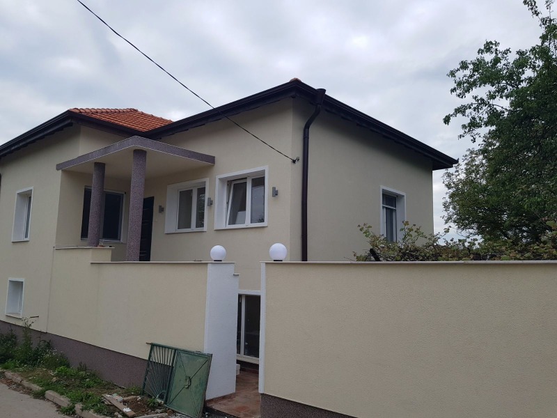 Продава КЪЩА, с. Трудовец, област София област