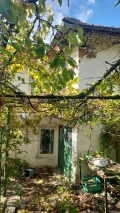 Продава КЪЩА, област Русе, с. Черешово • 29000 лв. / 14827.46 € • 99885745 1