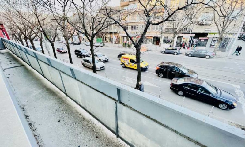 In vendita  Ufficio Sofia , Tsentar , 217 mq | 42341182 - Immagine [4]