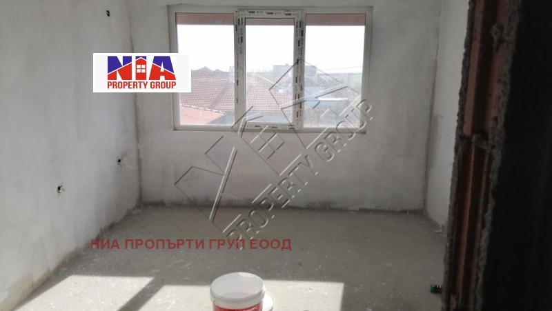 Продава КЪЩА, с. Полски извор, област Бургас, снимка 13 - Къщи - 47069756