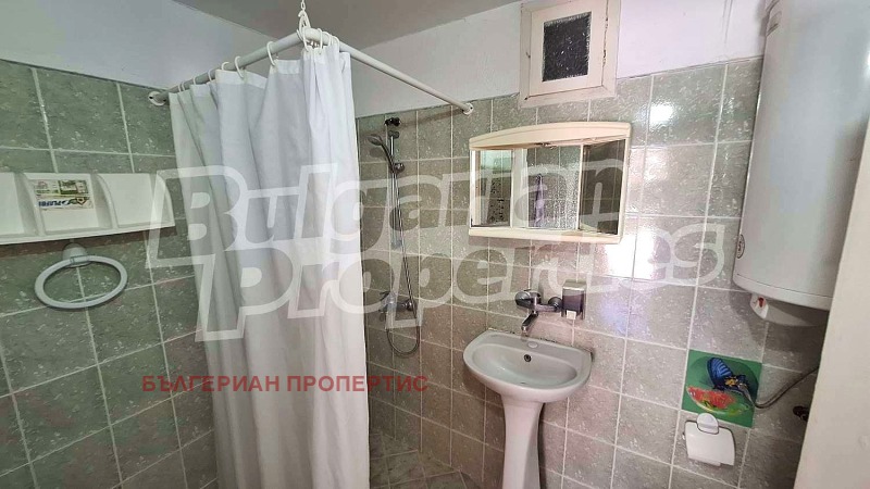 En venta  Casa región Plovdiv , Parvomay , 148 metros cuadrados | 66608948 - imagen [16]