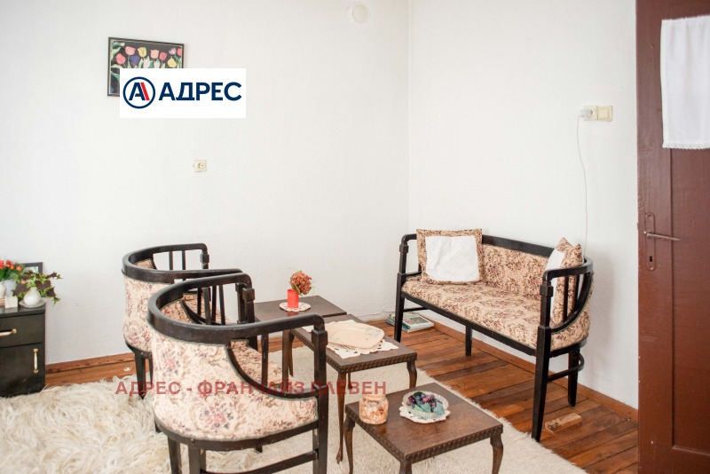 Продава КЪЩА, с. Типченица, област Враца, снимка 12 - Къщи - 52705945