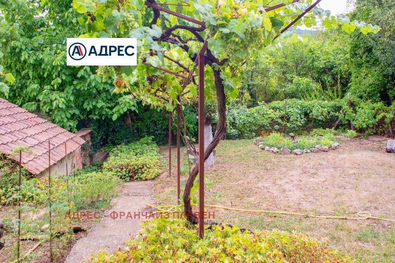 Продава КЪЩА, с. Типченица, област Враца, снимка 5 - Къщи - 52705945