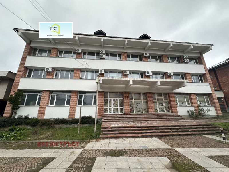 Продава БИЗНЕС ИМОТ, с. Горна Малина, област София област