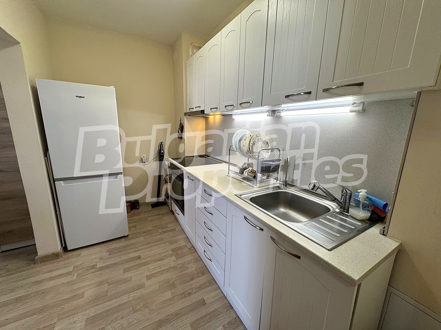 Продава 2-СТАЕН, гр. Варна, Център, снимка 4 - Апартаменти - 53769924