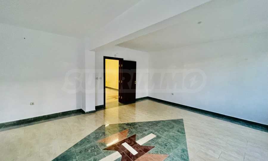 Продава ОФИС, гр. София, Център, снимка 2 - Офиси - 51451638