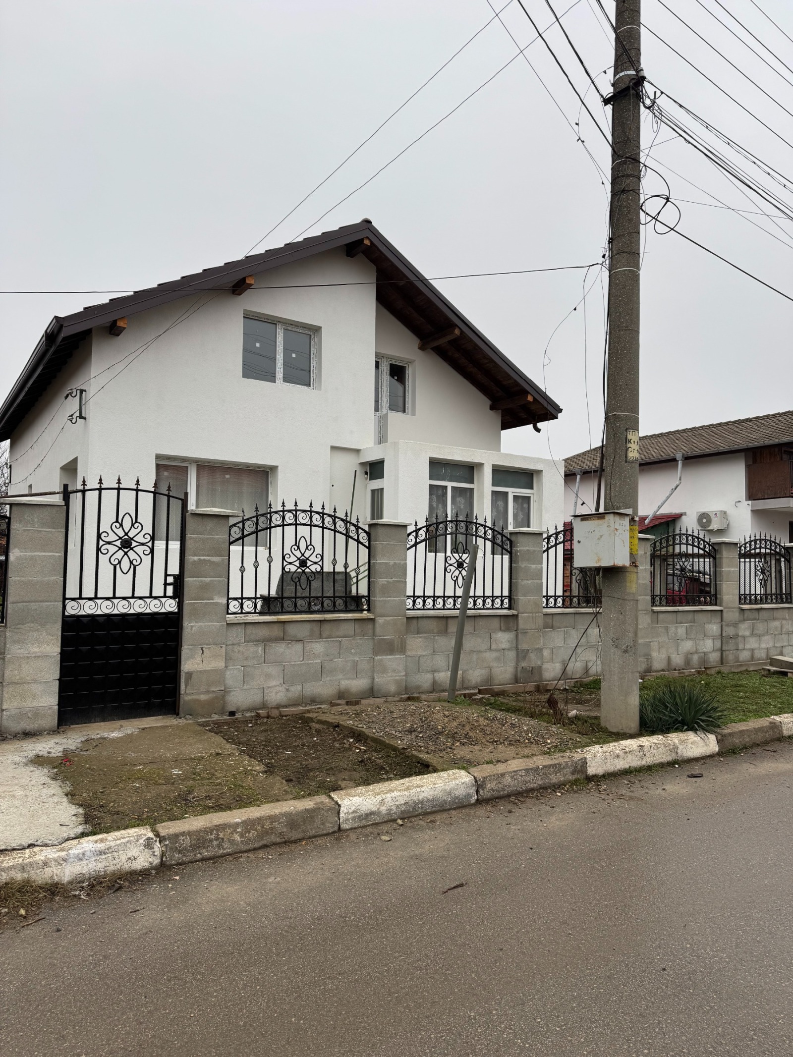 Продава КЪЩА, с. Ясен, област Плевен, снимка 2 - Къщи - 51606909