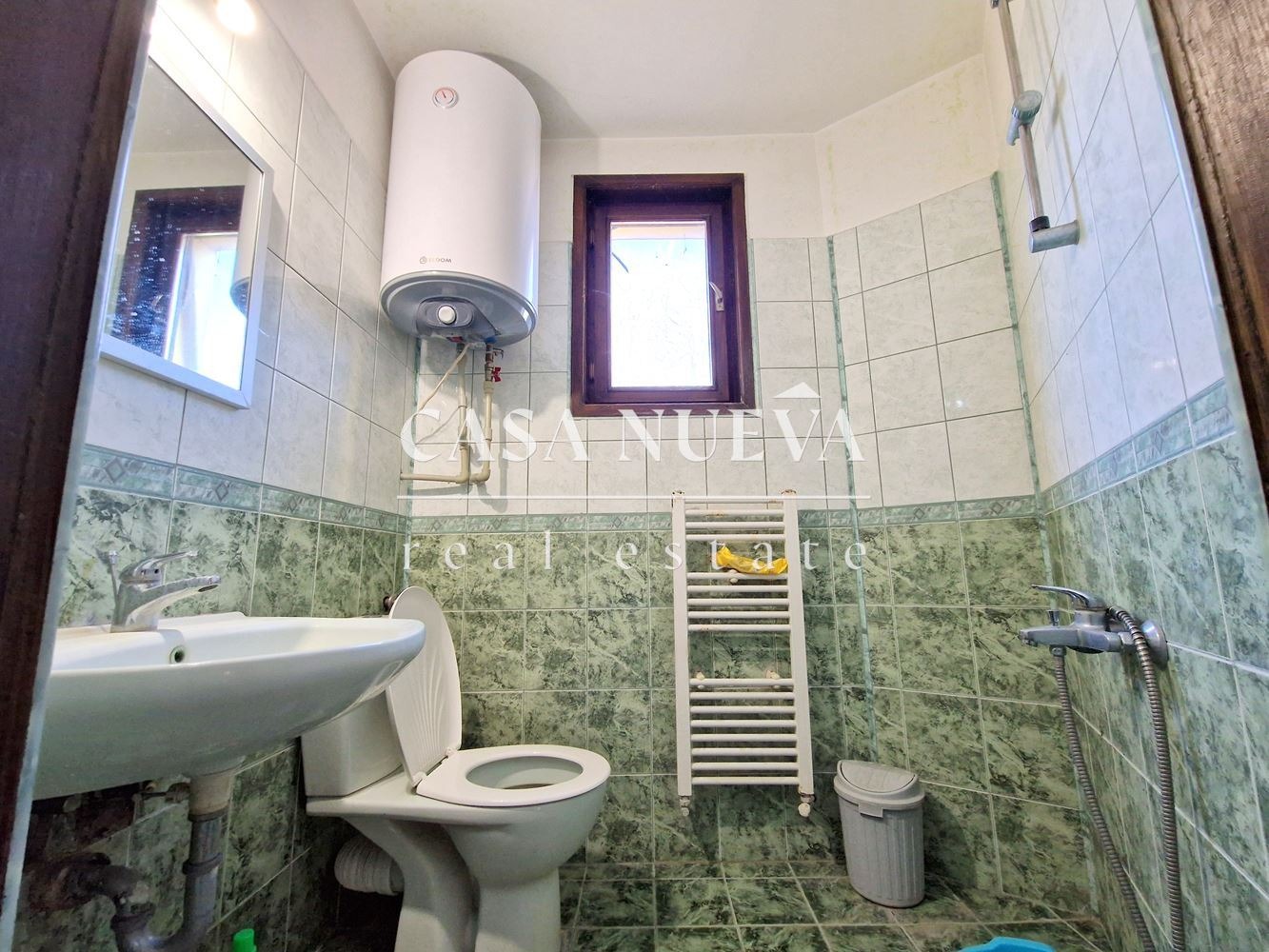 Продава КЪЩА, гр. София, с. Волуяк, снимка 13 - Къщи - 53930252