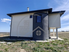 Hus Kitjevo, region Varna 3