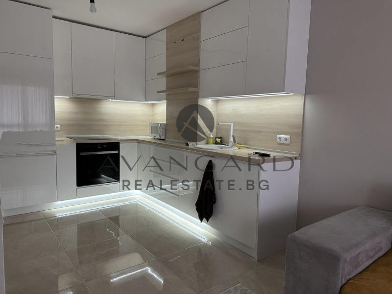 Продава 2-СТАЕН, гр. Пловдив, Кючук Париж, снимка 3 - Апартаменти - 53228448