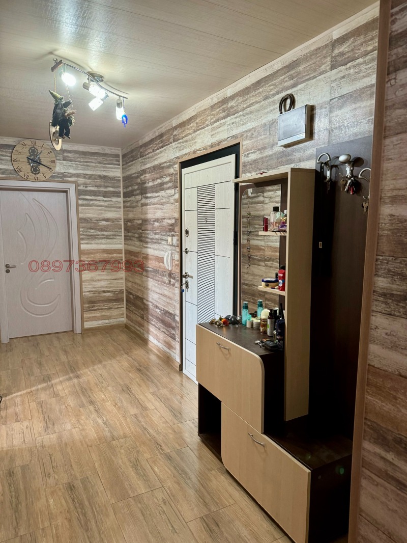 Продава  3-стаен град Добрич , Център , 86 кв.м | 81862292 - изображение [2]