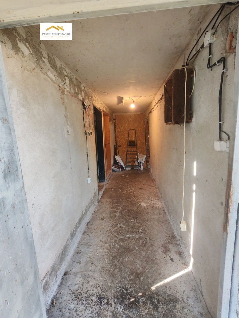 Продава БИЗНЕС ИМОТ, с. Песочница, област Монтана, снимка 2 - Други - 52413723