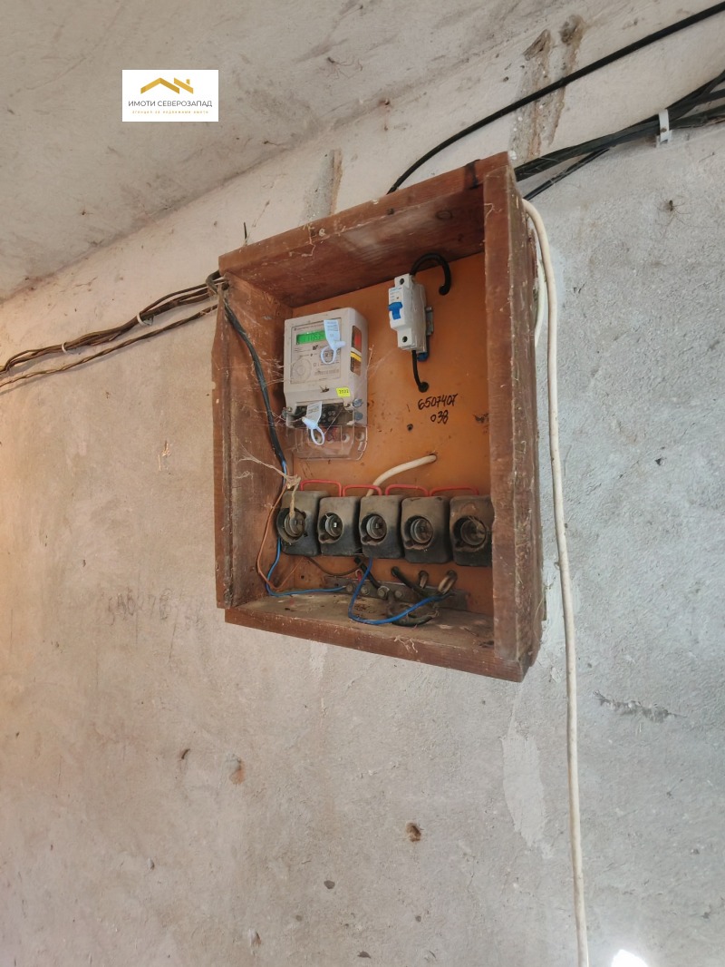 Продава БИЗНЕС ИМОТ, с. Песочница, област Монтана, снимка 3 - Други - 52413723