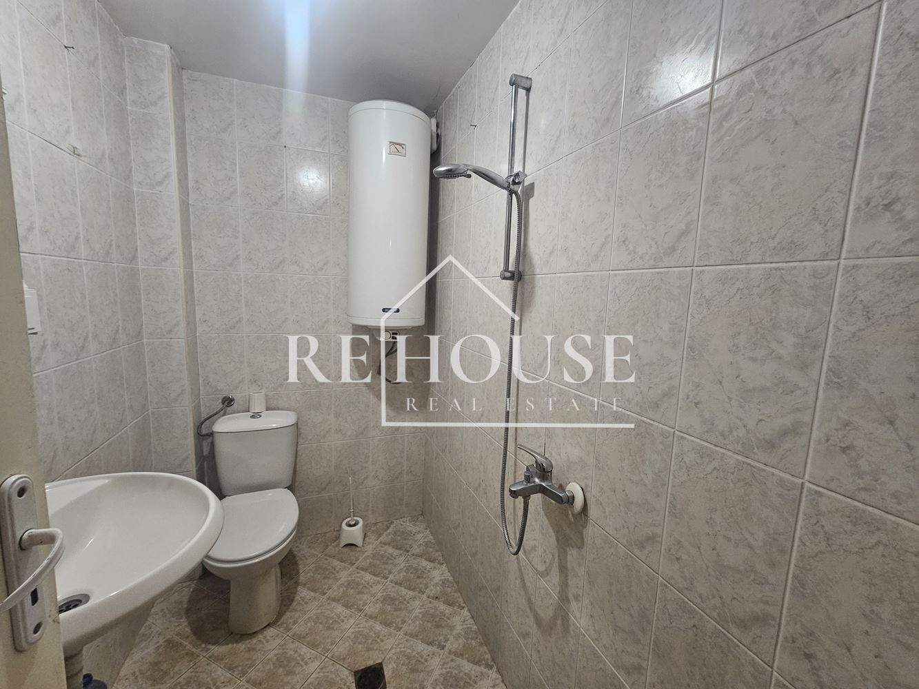 Продава 3-СТАЕН, гр. Варна, Център, снимка 9 - Апартаменти - 55721617