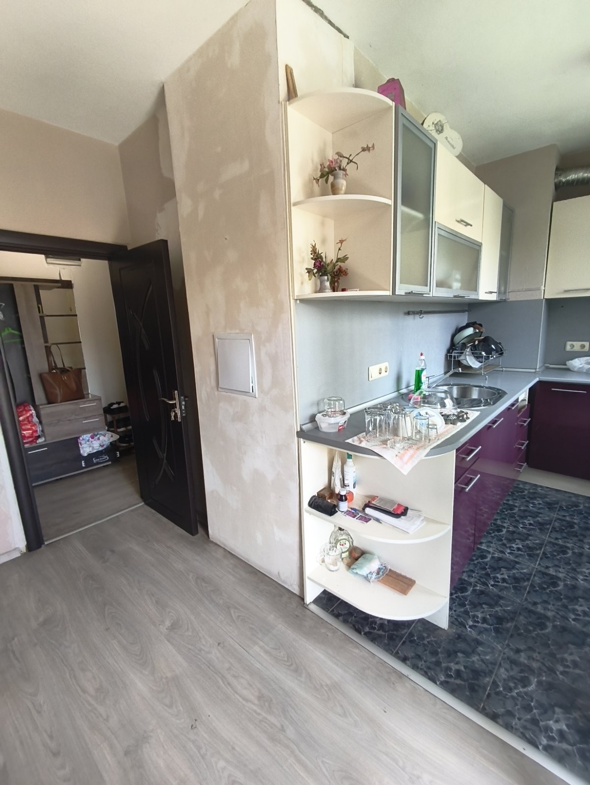 Продава 3-СТАЕН, гр. Варна, Лятно кино Тракия, снимка 2 - Апартаменти - 55769431