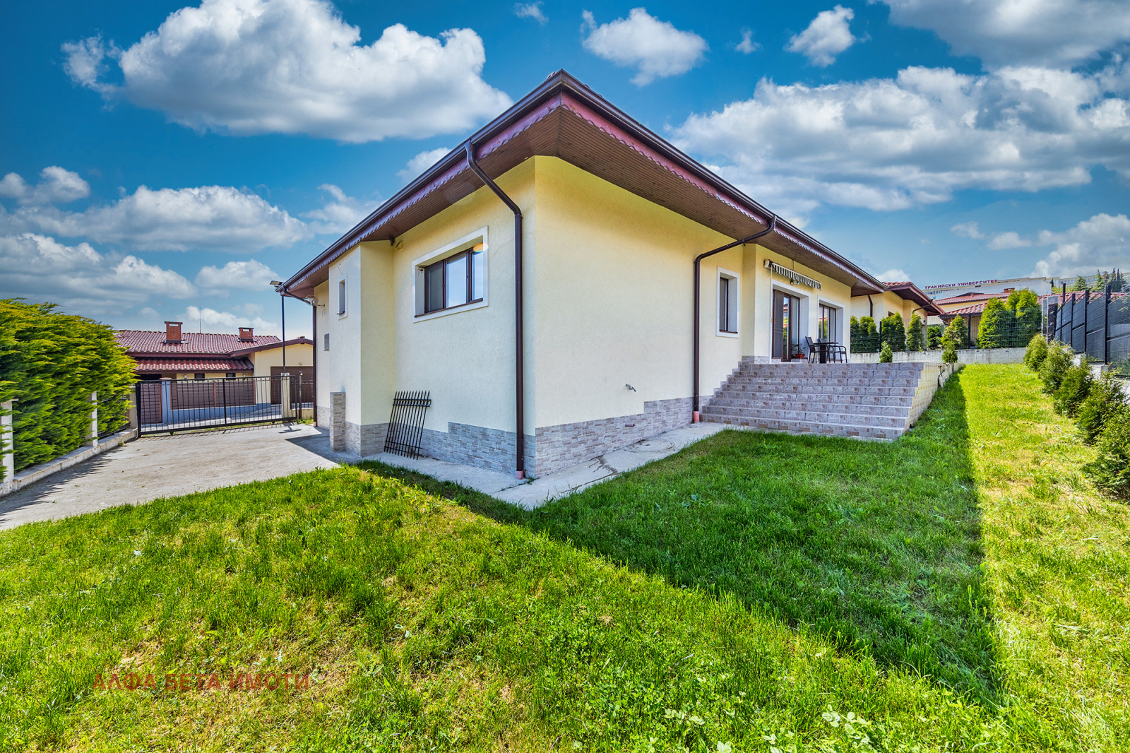 Продава КЪЩА, гр. Стара Загора, Студентско градче, снимка 2 - Къщи - 56071705