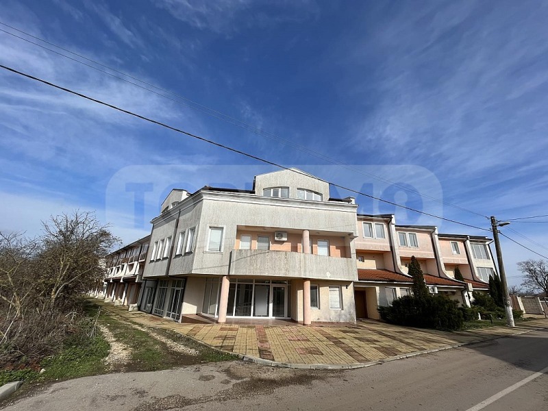 Продава 1-СТАЕН, с. Божурец, област Добрич, снимка 3 - Aпартаменти - 39019659