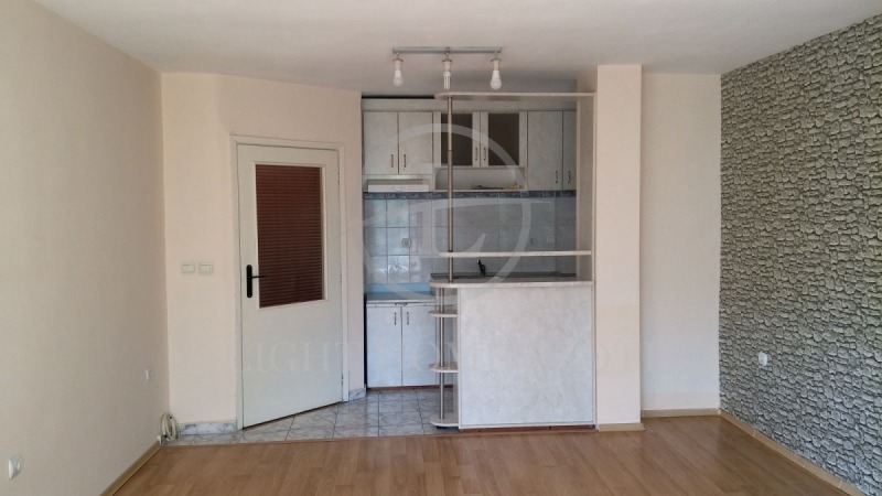 Продава 2-СТАЕН, гр. Пловдив, Кючук Париж, снимка 1 - Aпартаменти - 47302955