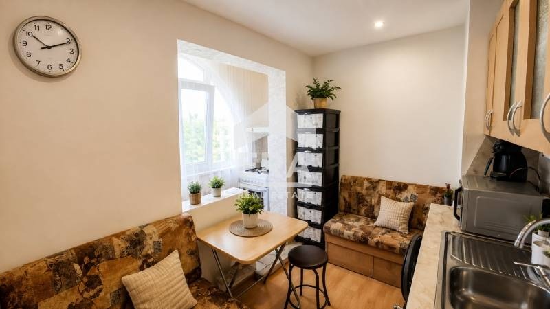 Продава 3-СТАЕН, гр. Търговище, Запад 3, снимка 5 - Апартаменти - 55529279