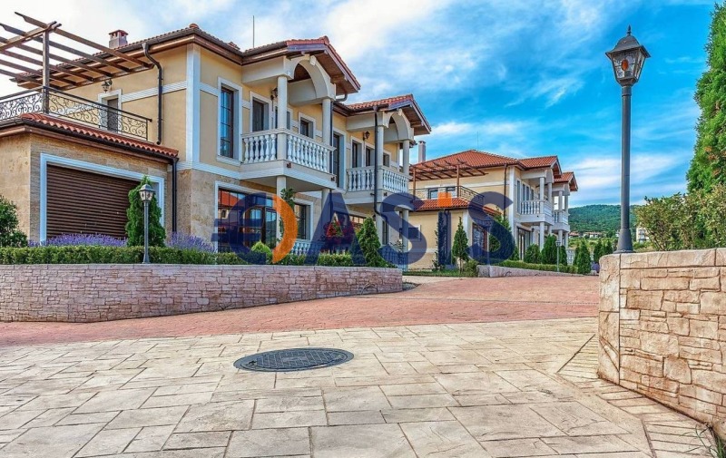 Продава КЪЩА, с. Кошарица, област Бургас, снимка 6 - Къщи - 53278031