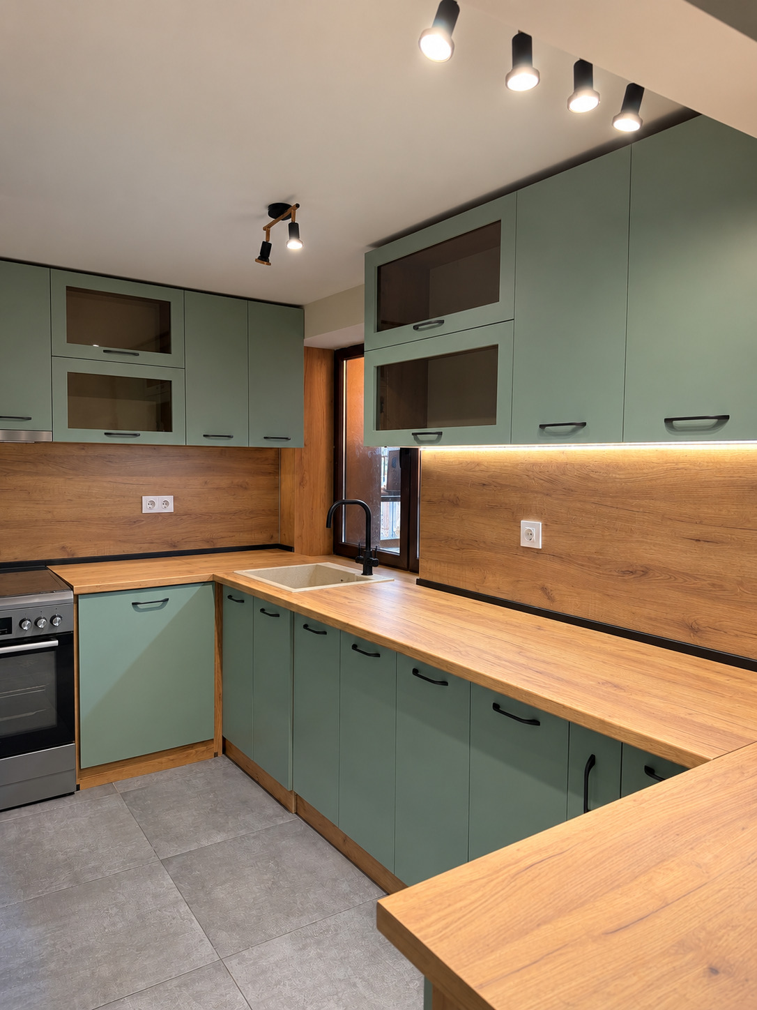 Продава КЪЩА, гр. София, Бояна, снимка 2 - Къщи - 56244130