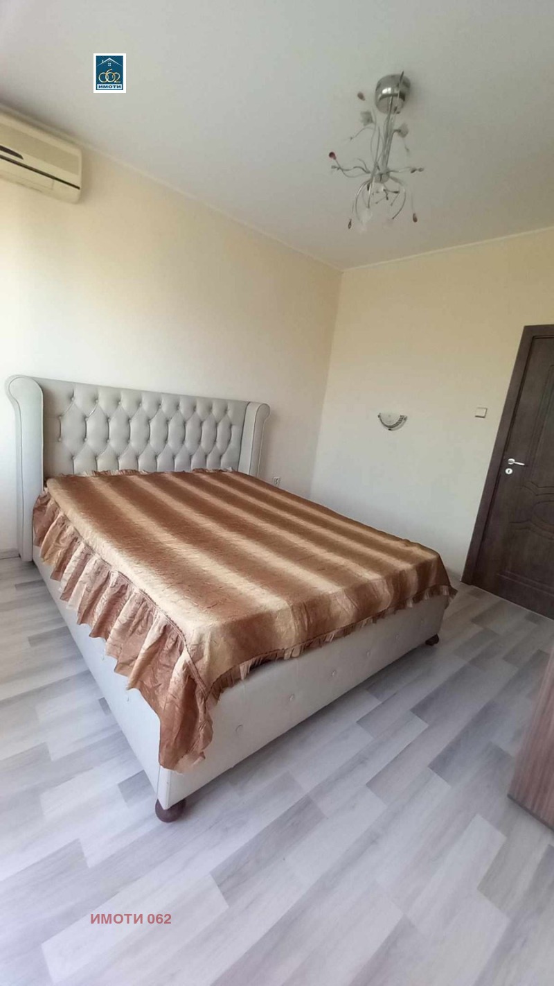 Продава 3-СТАЕН, гр. Велико Търново, Център, снимка 3 - Апартаменти - 52393114